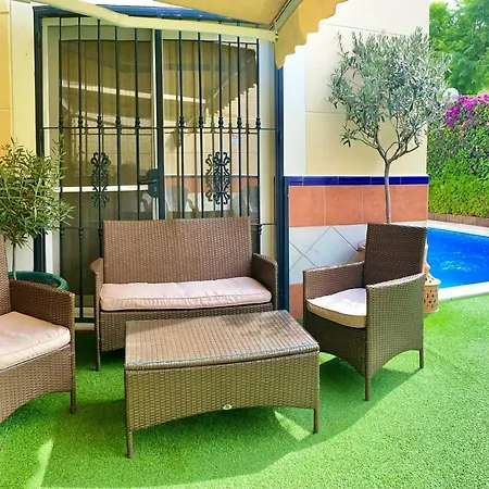 Casa Alameda 丰希罗拉